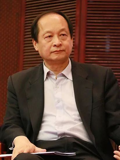 国务院发展研究中心世界发展研究所副所长丁一凡