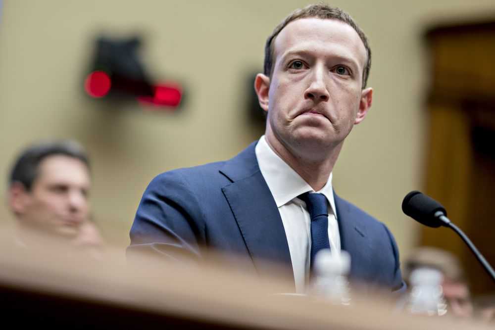 Facebook CEO扎克伯格