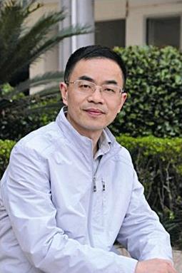 陈钱林.jpg