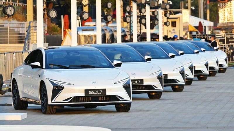 一排新能源汽车