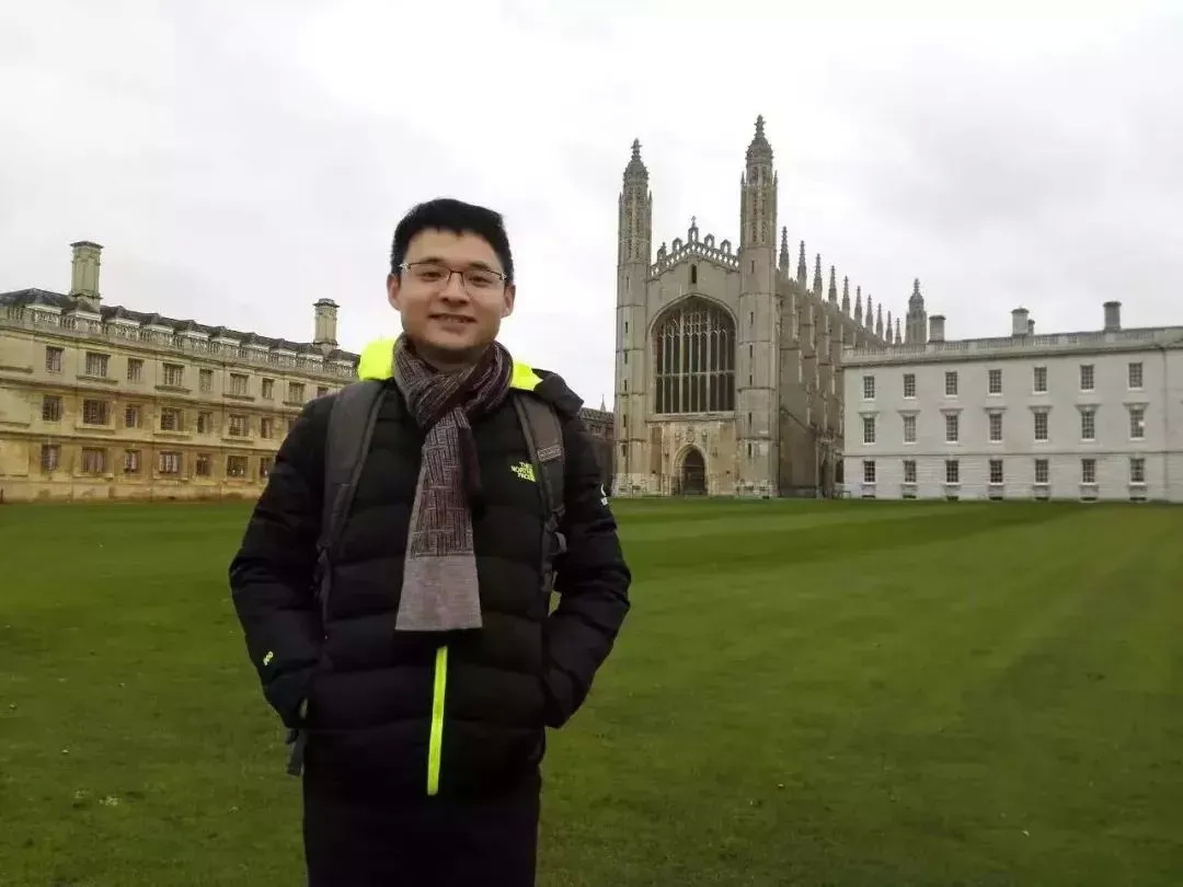 谢爱磊曾在海内外名校学习和工作