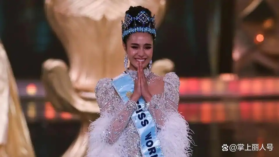 素查塔·庄斯里（Suchata Chuangsri） 5.jpg
