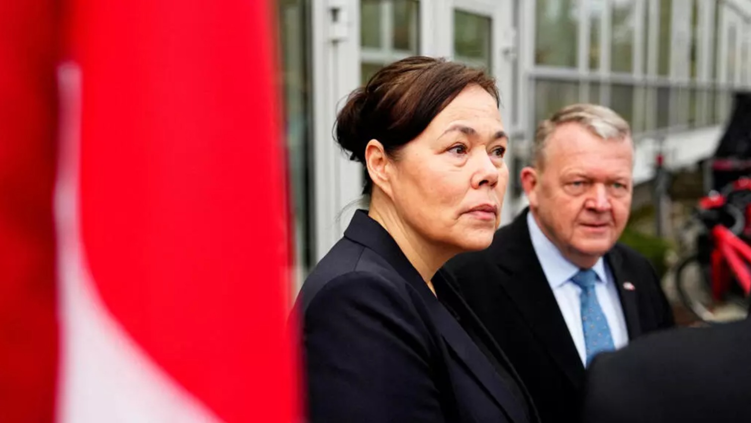 丹麦外交大臣拉斯穆森（右）与格陵兰外长莫茨费尔特于2026年1月14日访问华盛顿 ... ...